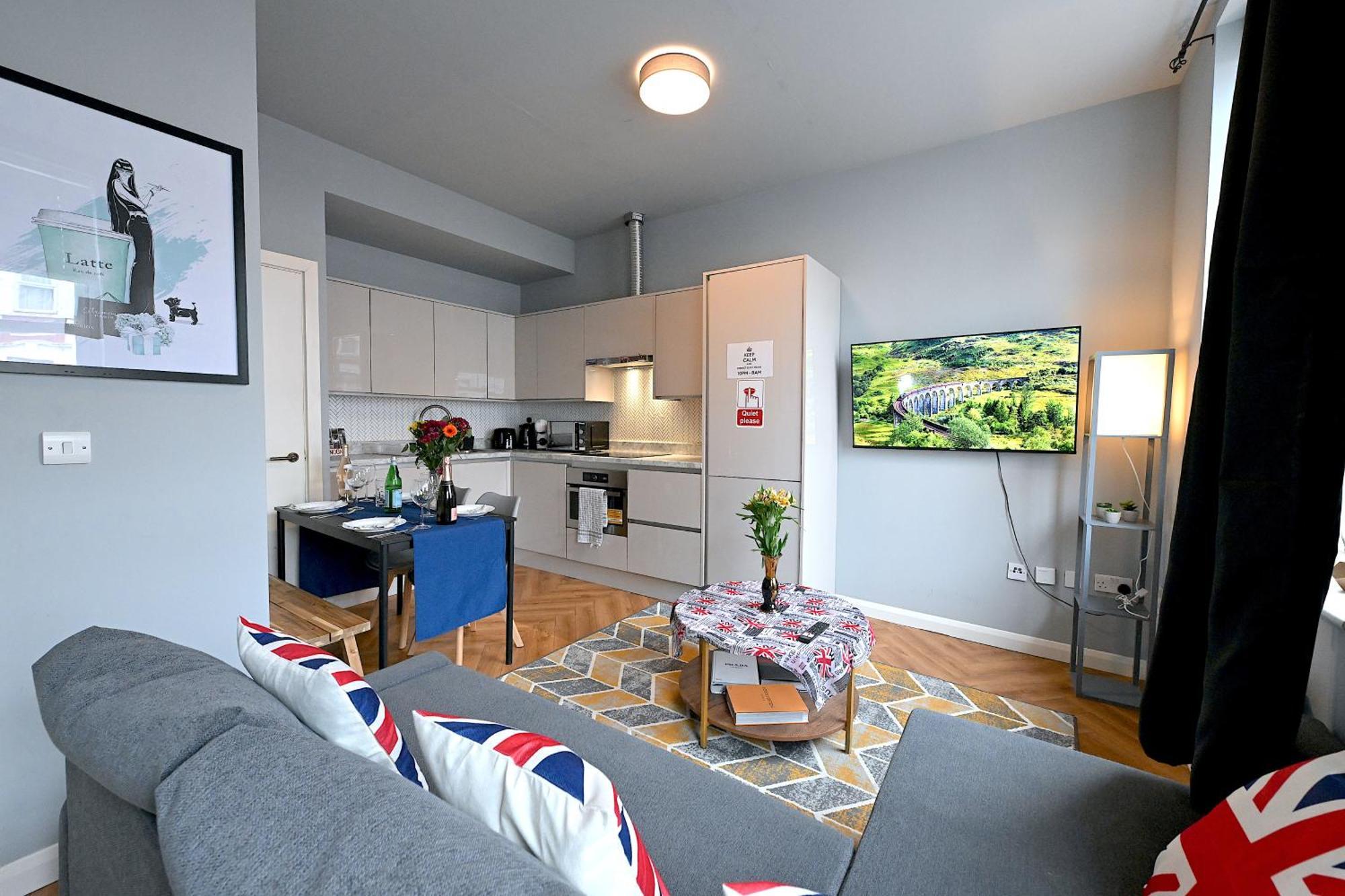 1 Bedroom Flat In Wood Green Piccadilly Line Londres Exterior foto